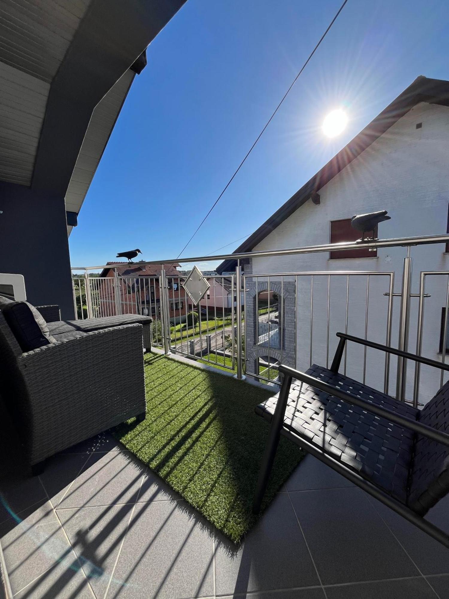 Apartman Tony Deluxe Near Zagreb Airport Velika Gorica Exterior photo